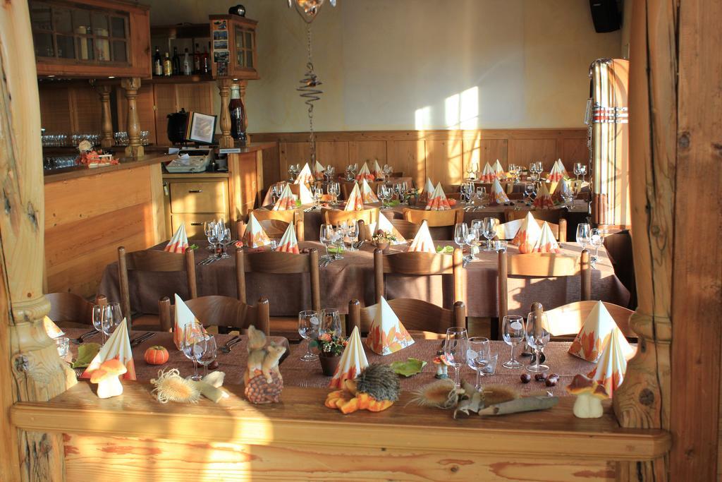 Hotel Restaurant Jura Kerzers Ngoại thất bức ảnh
